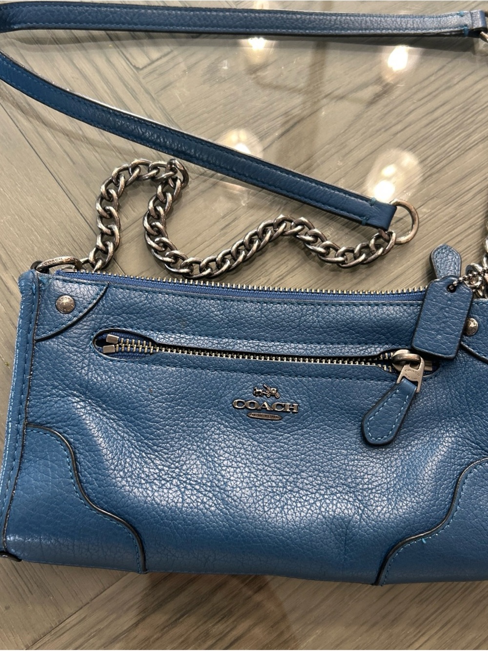 COACH Mickie hobo y2k  Blue Grain Leather Crossbody Bag w/ hang tag 8”